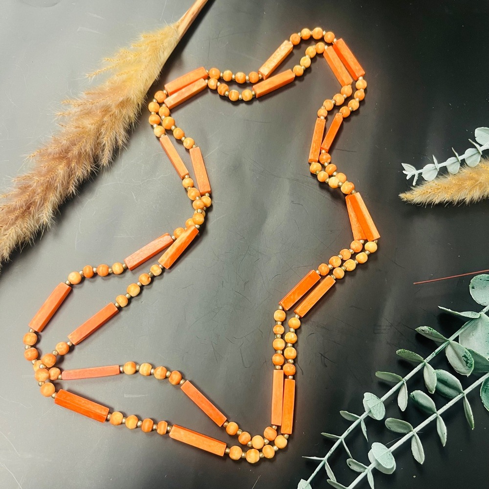 Vintage Dyed Bone Beaded Necklace | 1970s Gypsy Hippie Boho | Earthy Natural‎